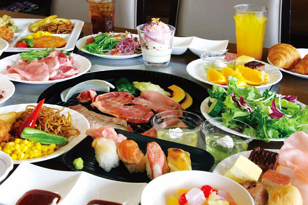 ランチタイム食べ放題（ソフトドリンク飲み放題付き）※利用時間：90分